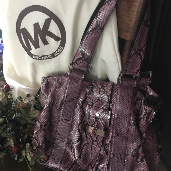 MICHAEL KORS - Picture 1 of 4